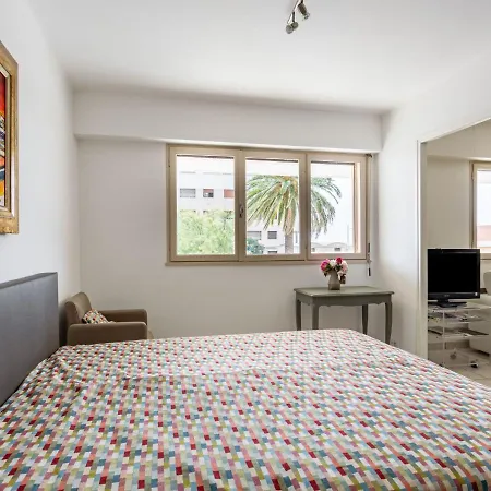 Le Grand Large-5 By Interhome